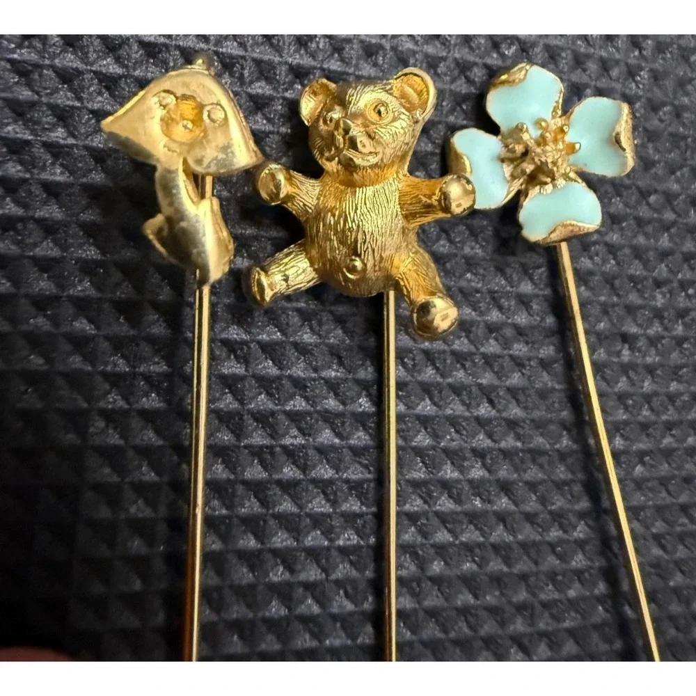 Vintage Hat Pins set. Gold tone. READ